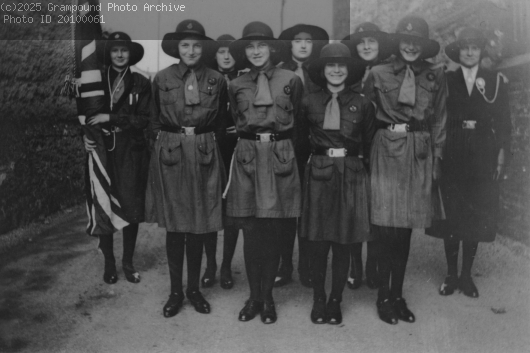 Picture of Girl Guides c 1933