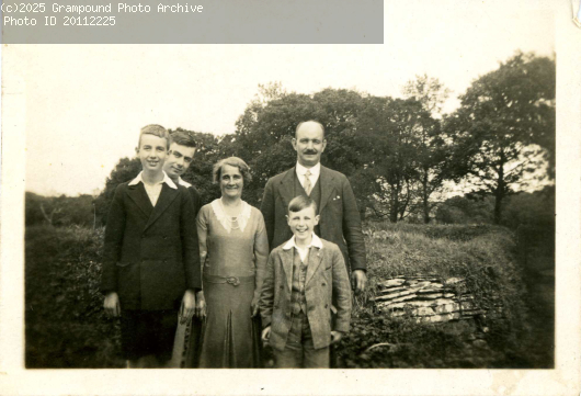 Picture of Tom and Rose Edwards and Sons