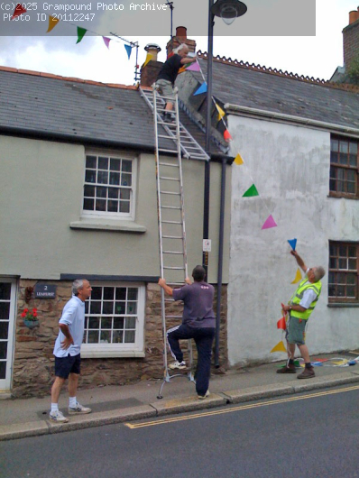 Picture of Carnival Bunting 2008