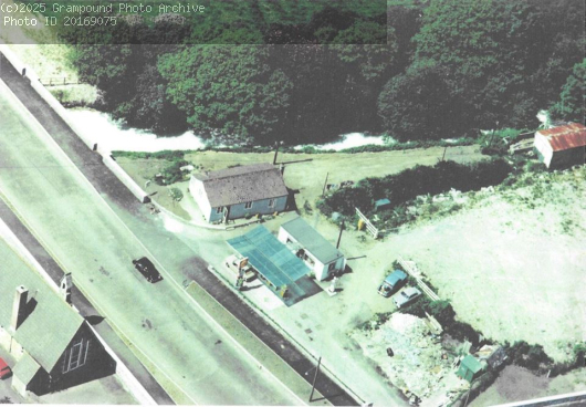 Picture of Riverside Petrol Station from the air