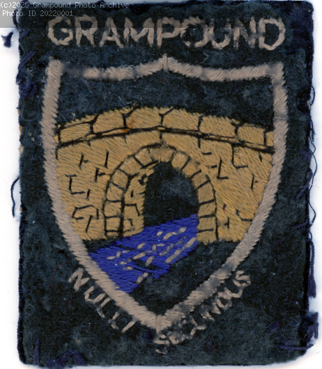 Picture of Grampound School badge pre 1960