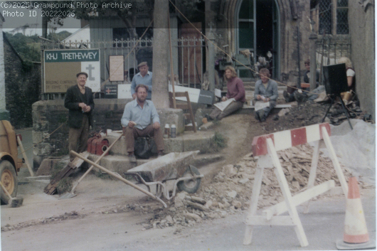Picture of St Nun workmen