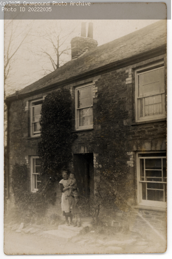 Picture of Parc Latch older photo